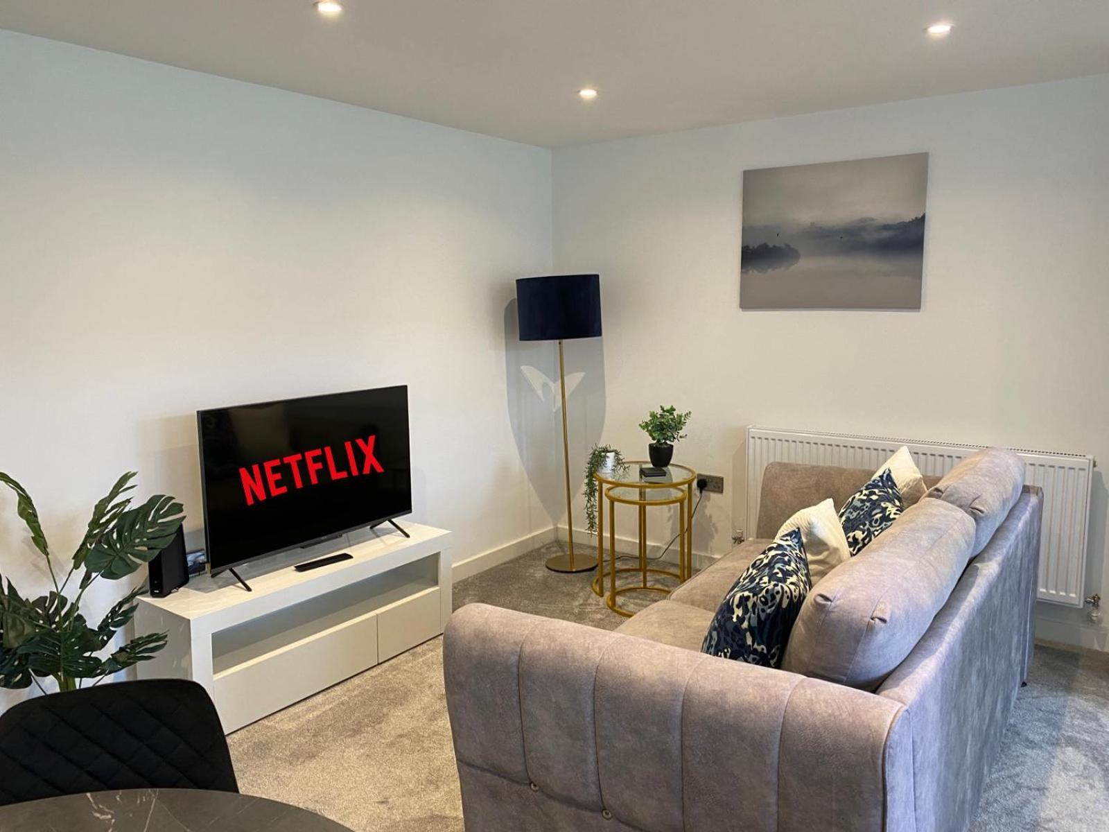Apartamento Stylish & Contemporary 2-Bed Townhouse - Parking - Wi-Fi - Netflix Worksop Exterior foto